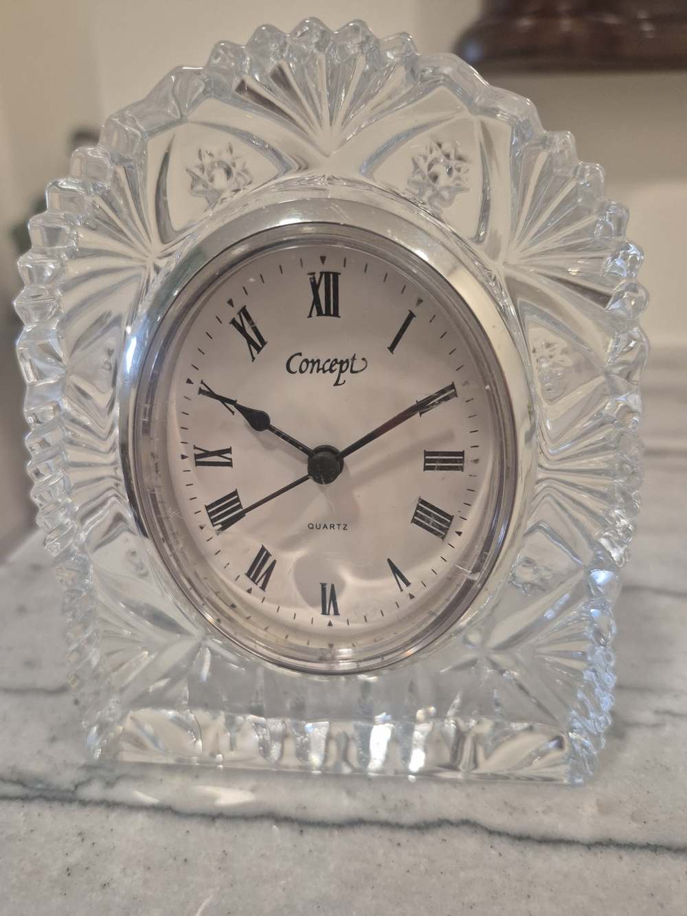 Concept Clear Crystal Mantel Clock - Clear